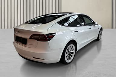 Tesla 2021 bilde 2