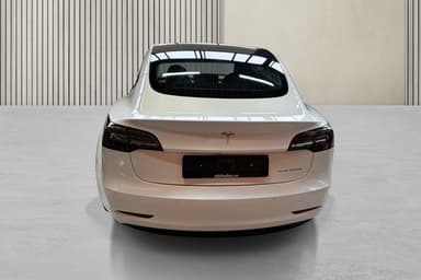 Tesla 2021 bilde 7