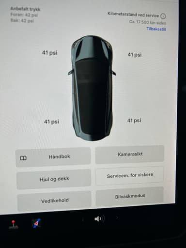 Tesla 2021 bilde 40