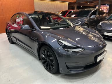 Tesla 2022 bilde 1
