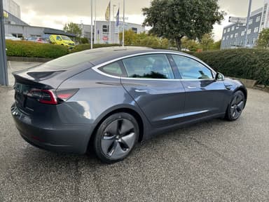 Tesla 2019 bilde 8