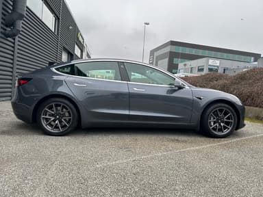 Tesla 2019 bilde 41