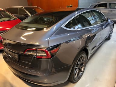 Tesla 2019 bilde 2