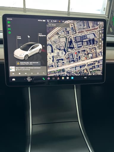 Tesla 2019 bilde 39