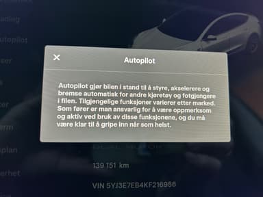Tesla 2019 bilde 37