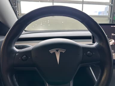 Tesla 2019 bilde 40