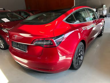 Tesla 2019 bilde 2