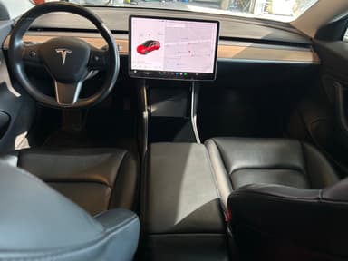 Tesla 2019 bilde 9