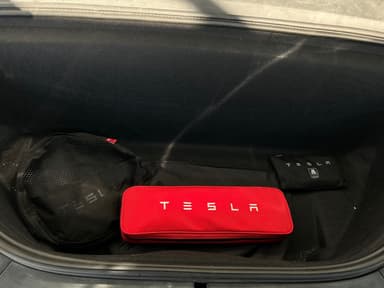Tesla 2018 bilde 46