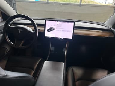 Tesla 2019 bilde 9