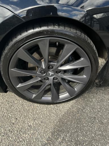 Tesla 2018 bilde 36