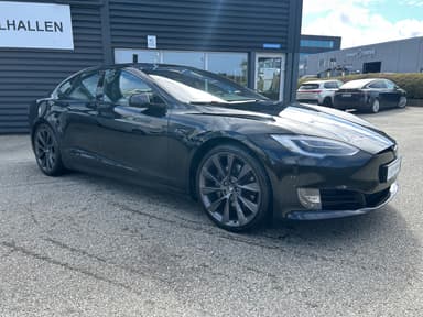 Tesla 2018 bilde 3