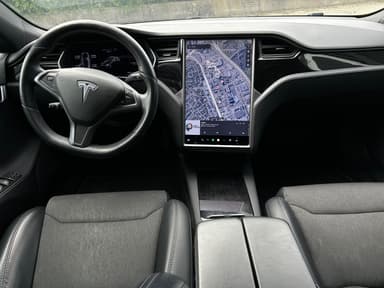 Tesla 2018 bilde 10