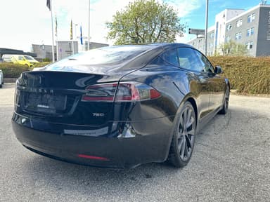 Tesla 2018 bilde 33