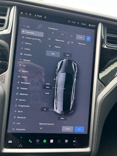 Tesla 2018 bilde 40