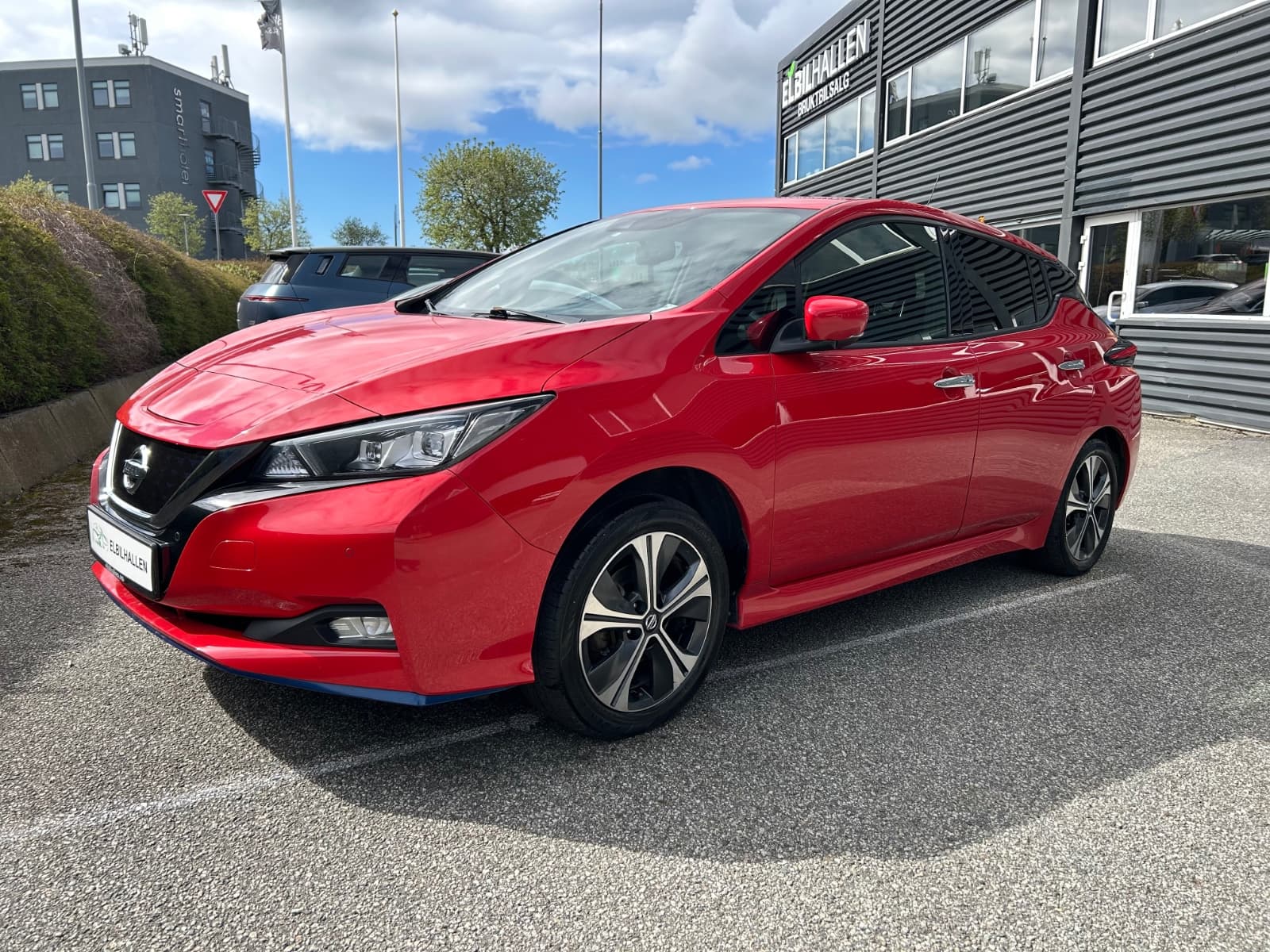 Nissan 2020
