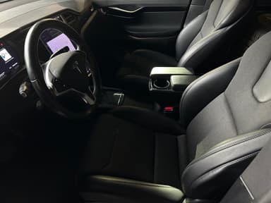 Tesla 2018 bilde 11