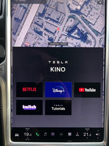 Tesla 2018 bilde 19