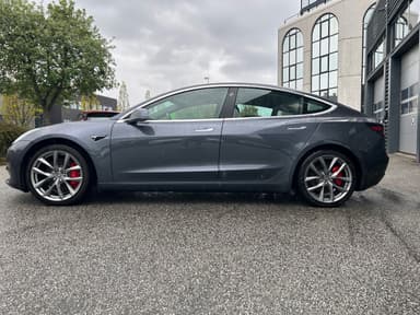 Tesla 2019 bilde 8