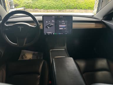 Tesla 2021 bilde 9