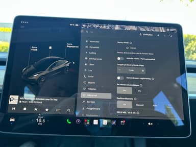 Tesla 2021 bilde 23