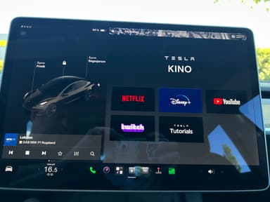 Tesla 2021 bilde 32
