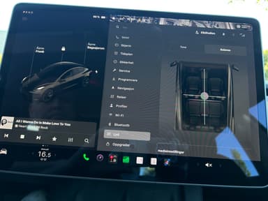 Tesla 2021 bilde 25