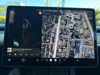 Tesla 2021 bilde 22