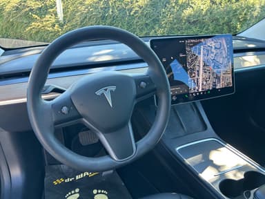 Tesla 2021 bilde 34