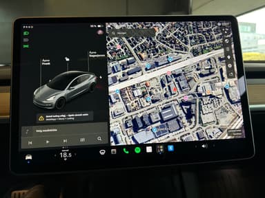 Tesla 2021 bilde 36