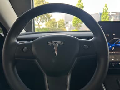 Tesla 2019 bilde 21
