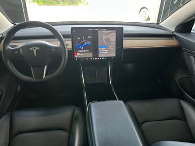 Tesla 2019 bilde 9