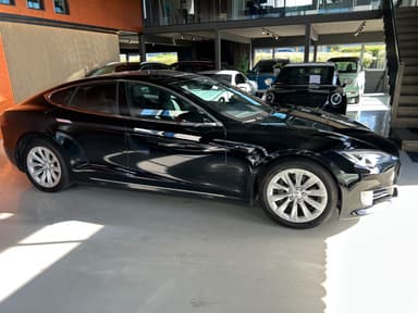 Tesla 2019 bilde 41