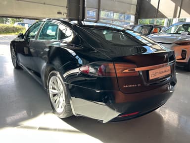 Tesla 2019 bilde 43