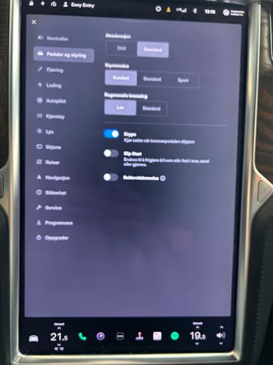 Tesla 2017 bilde 28