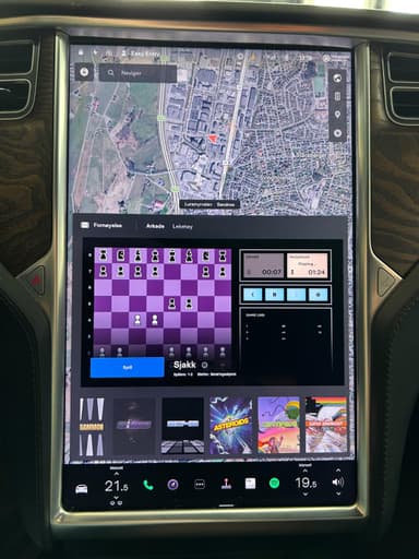 Tesla 2017 bilde 38