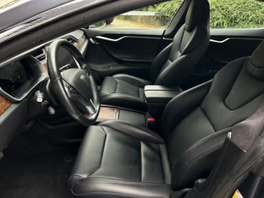 Tesla 2017 bilde 10