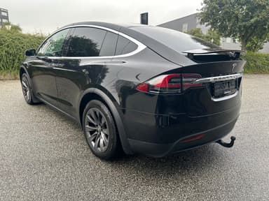 Tesla 2017 bilde 4