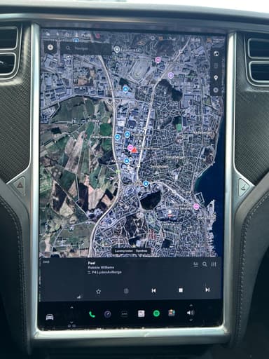 Tesla 2017 bilde 21