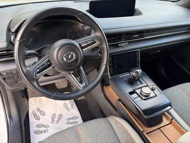 Mazda 2021 bilde 9