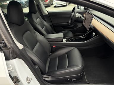Tesla 2020 bilde 12
