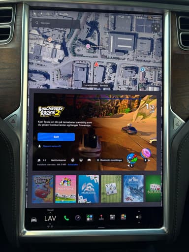 Tesla 2017 bilde 29