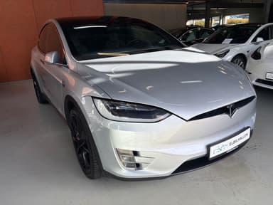 Tesla 2017 bilde 54