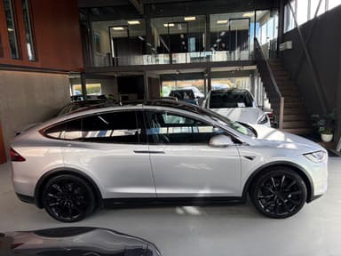 Tesla 2017 bilde 58