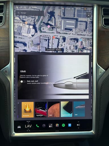 Tesla 2017 bilde 42