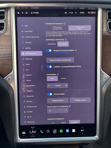 Tesla 2017 bilde 28