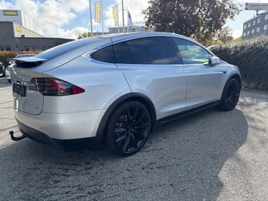 Tesla 2017 bilde 2