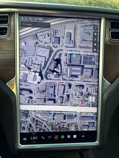 Tesla 2017 bilde 23