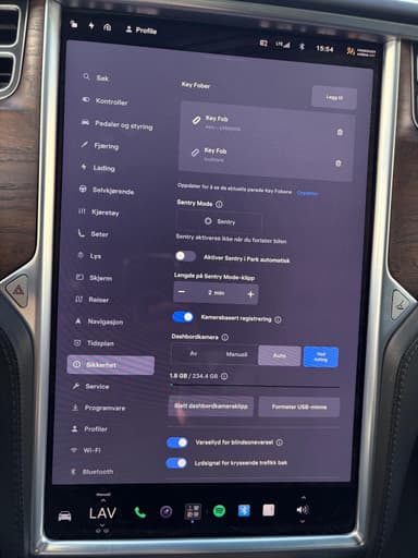 Tesla 2017 bilde 35