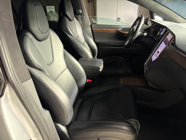 Tesla 2017 bilde 10
